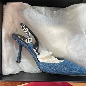 Beautiful denim pump